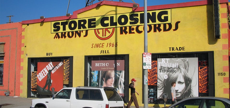warner-music-cuts-off-indie-record-shops