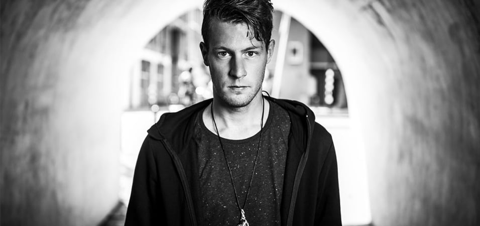 premiere-asvent-valiant-keys-egbert-remix